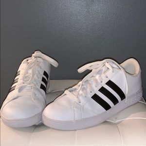 Adidas Neo Woman’s Shoe size 9.5